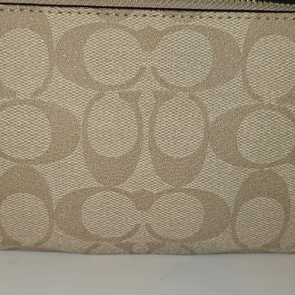 Coach Corner Zip Wristlet in Tan Raspberry Signature Canvas, SOLD OUT - Picture 3 of 5